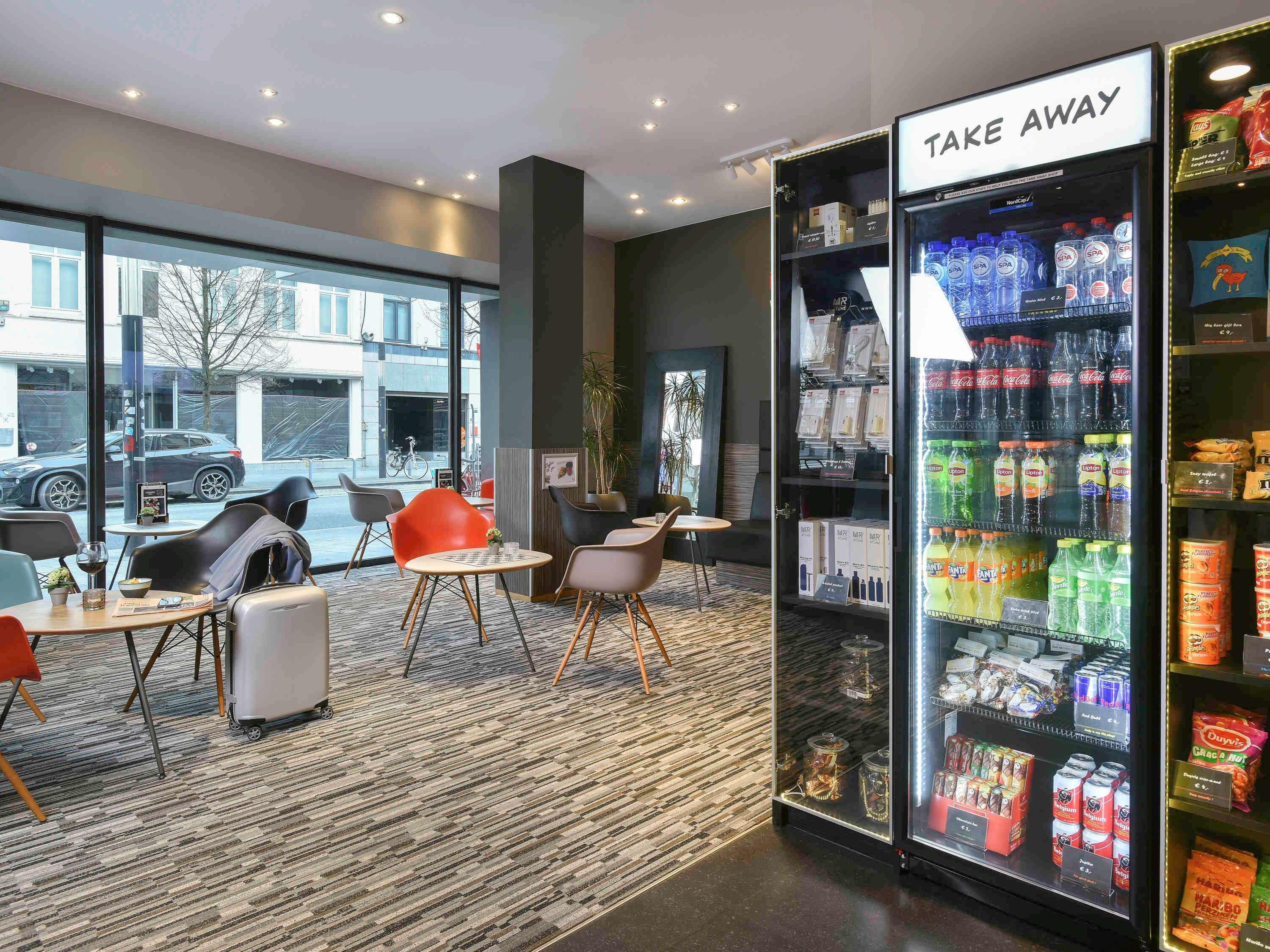 Ibis Kortrijk Centrum Экстерьер фото