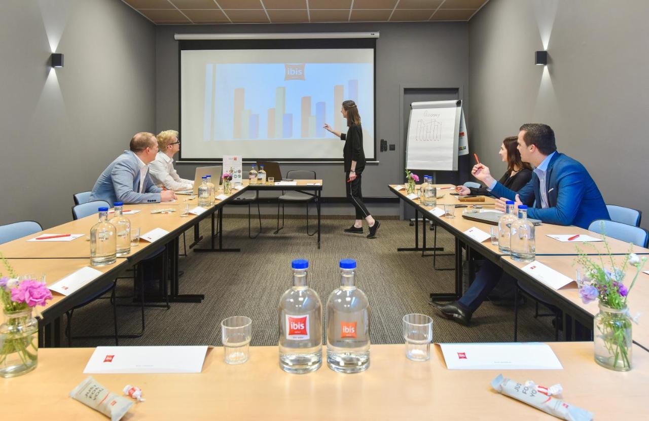 Ibis Kortrijk Centrum Экстерьер фото