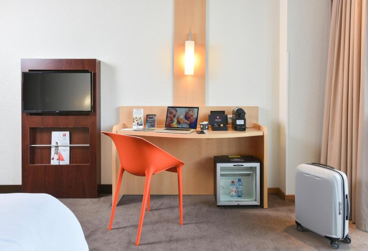 Ibis Kortrijk Centrum Экстерьер фото